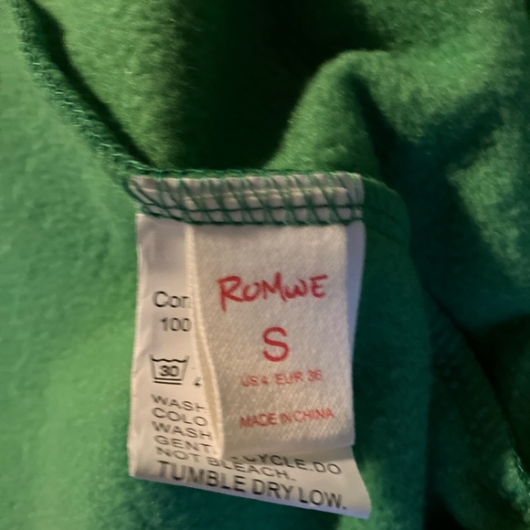 Kawaii 3D Hoodie Solid Colors Frog with Pocket- Never Worn- Size Small - Picture 4 of 4